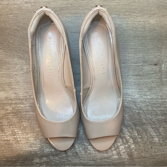 Kelly & Katie Nude Wedges Size 7 - Picture 5 of 10